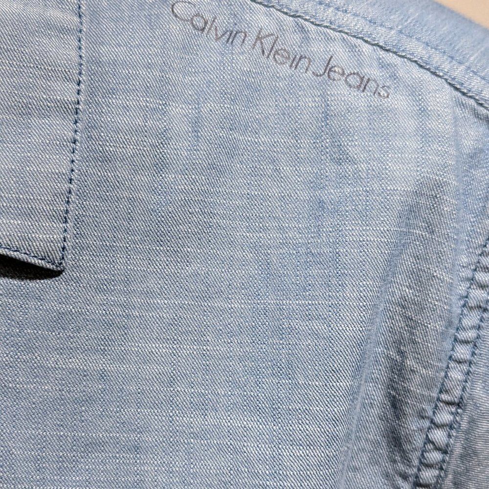 ‎Calvin Klein Denim button down shirt - Picture 3 of 7